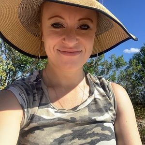 Meet your Posher, Kj